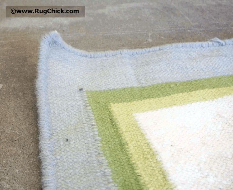 How To Stop Rugs From Curling On The Corners and Edges