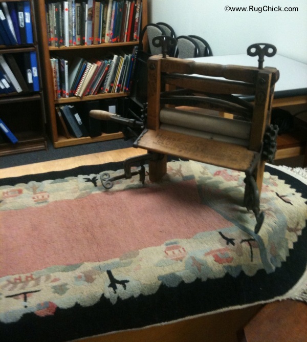 1930’s Fette Chinese rug and hand crank antique washtub wringer I found at a local antique shop.